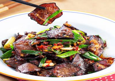 舌尖上的湘西密碼：十大土家苗寨風(fēng)味，讓你體驗不一樣的煙火氣！