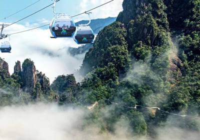 莽山五指峰漫游指南：踏云尋峰，探秘南嶺秘境